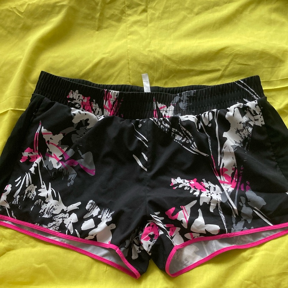 Running shorts